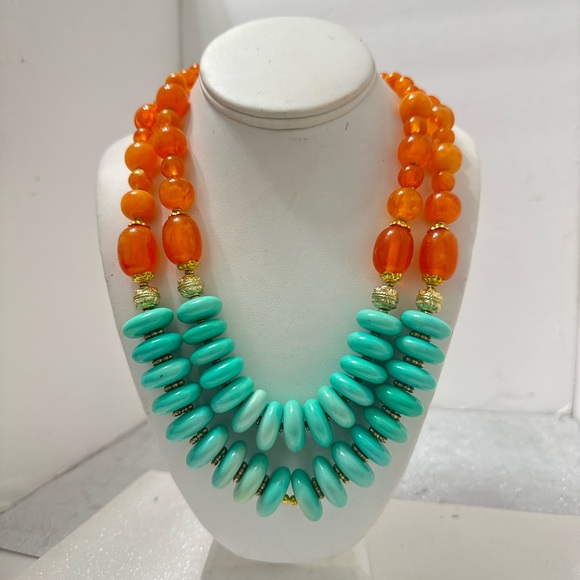 Elegant Orange and Turquoise Beaded Necklace - Picture 6 of 7